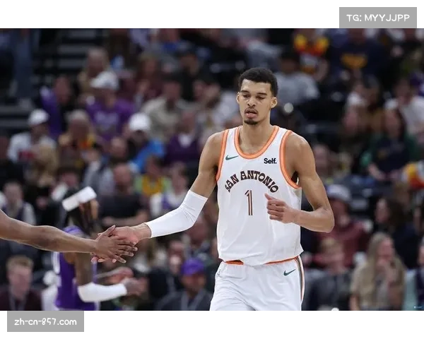 文班亚马潜力巨大 盖帽纪录或迎新突破挑战